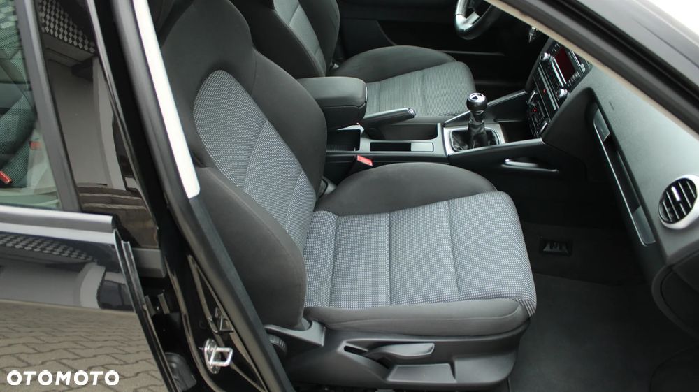 Audi A3 Sportback 1.6 TDI Attraction - 37