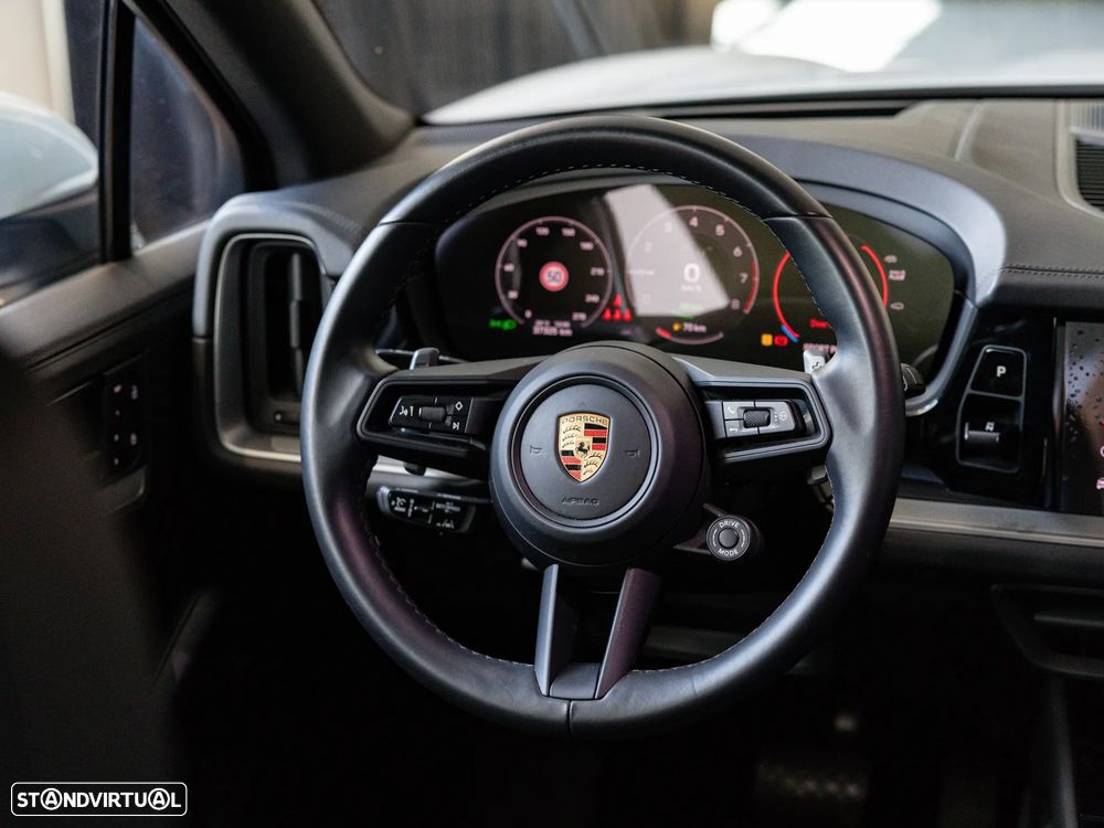 Porsche Cayenne E-Hybrid - 38