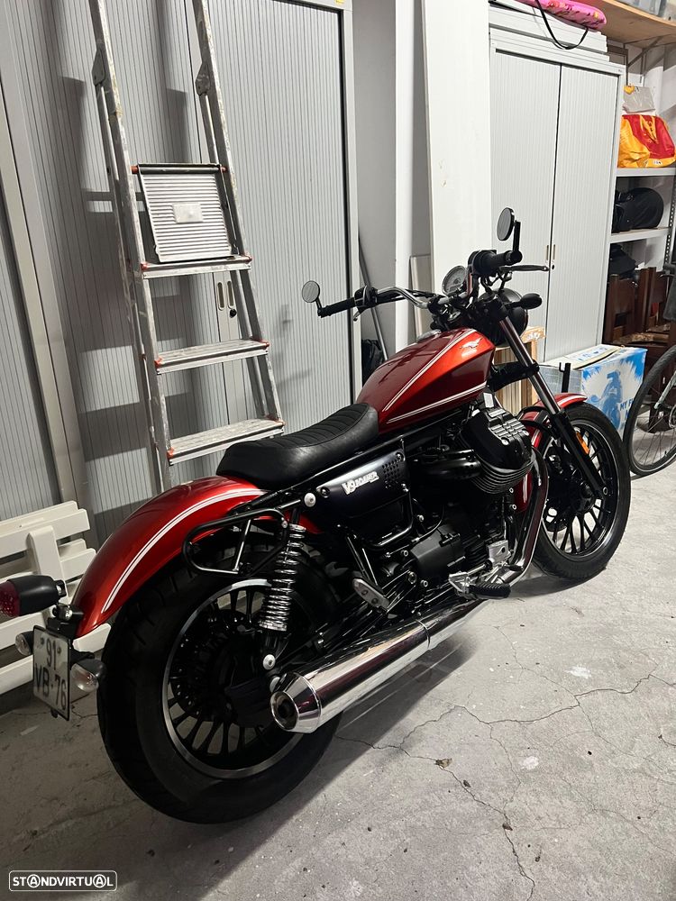 Moto Guzzi V9 Roamer - 5