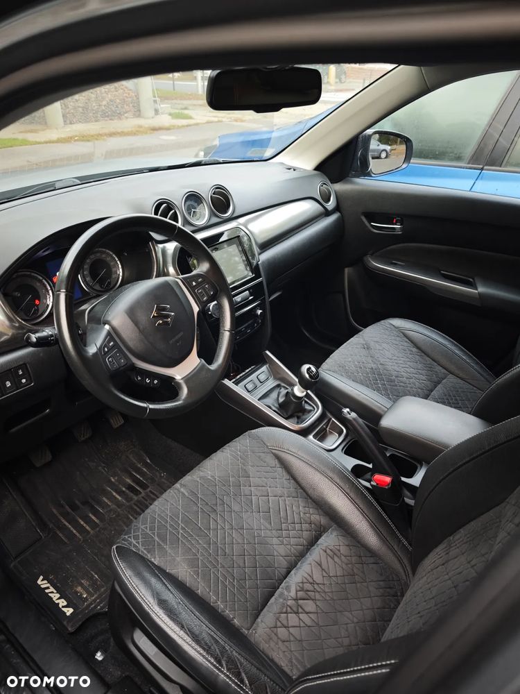 Suzuki Vitara 1.4 Boosterjet SHVS Elegance 4WD - 8