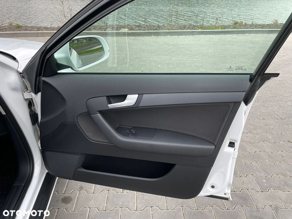 Audi A3 Sportback 1.6 TDI DPF Ambition - 25