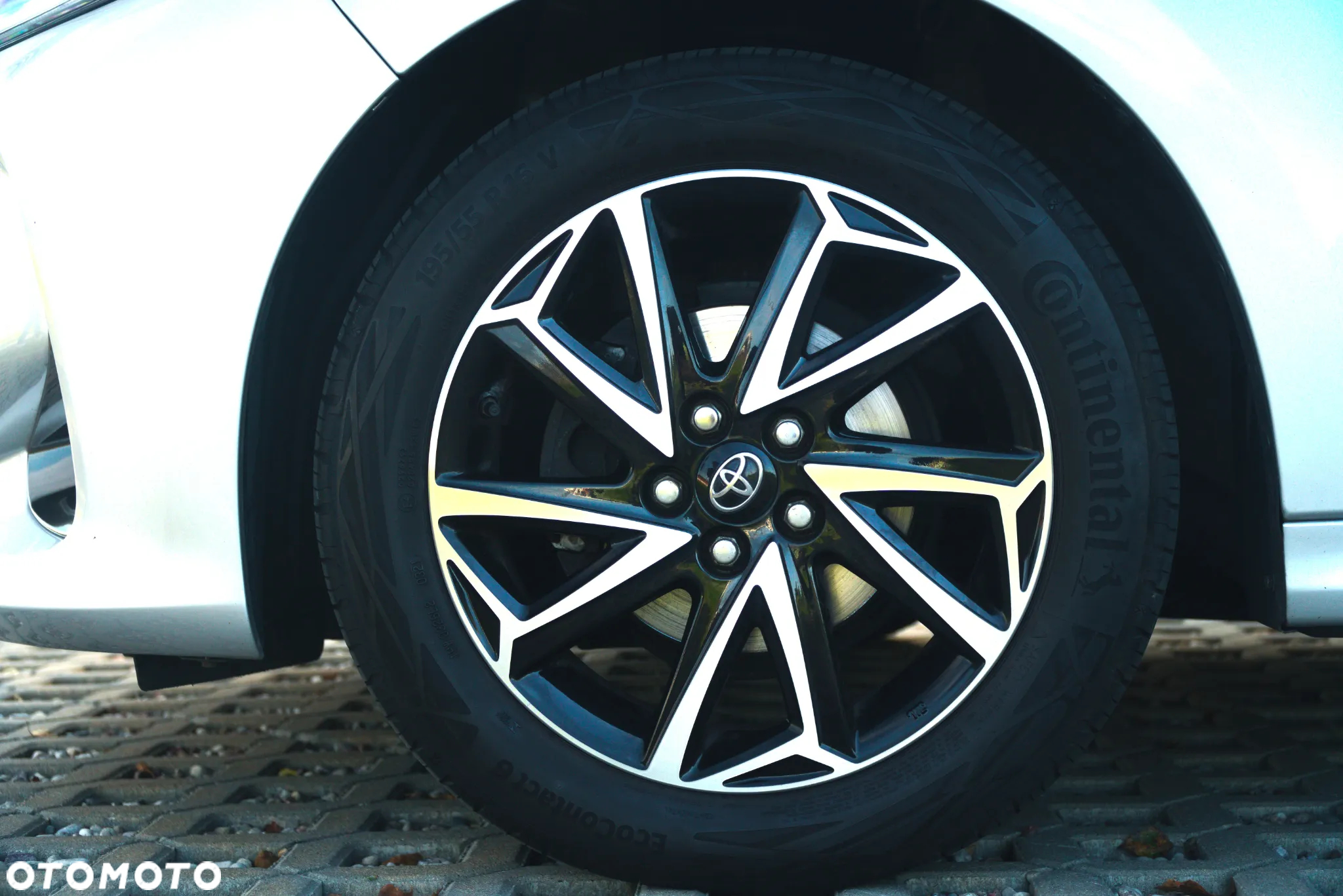 Toyota Yaris 1.5 Comfort CVT - 11