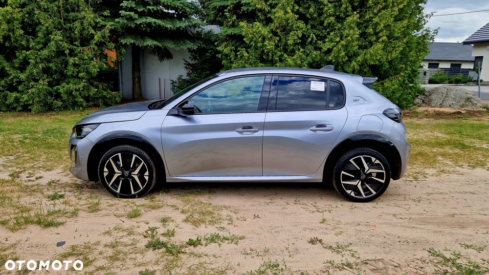 Peugeot 208 - 26