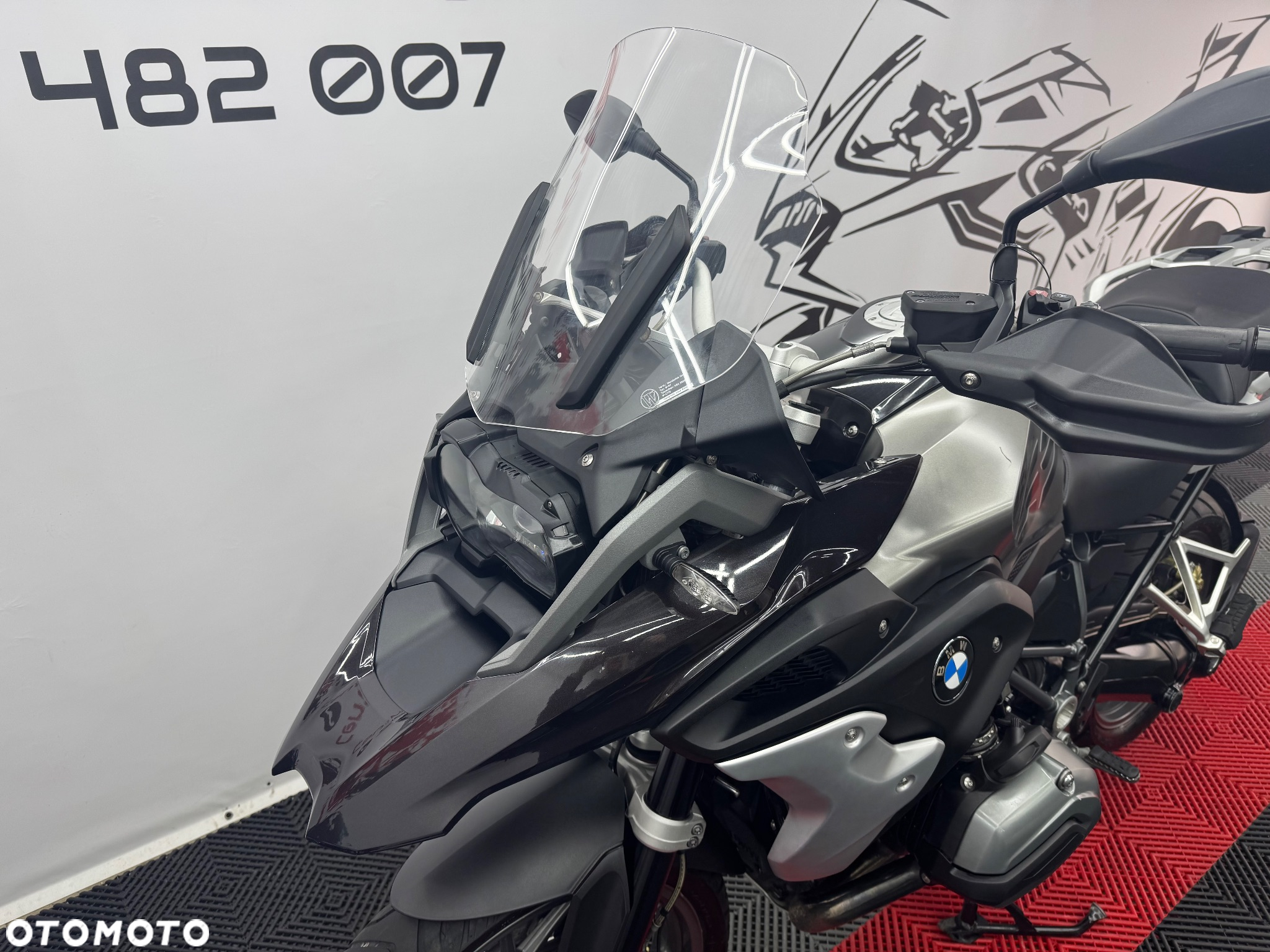 BMW R - 11