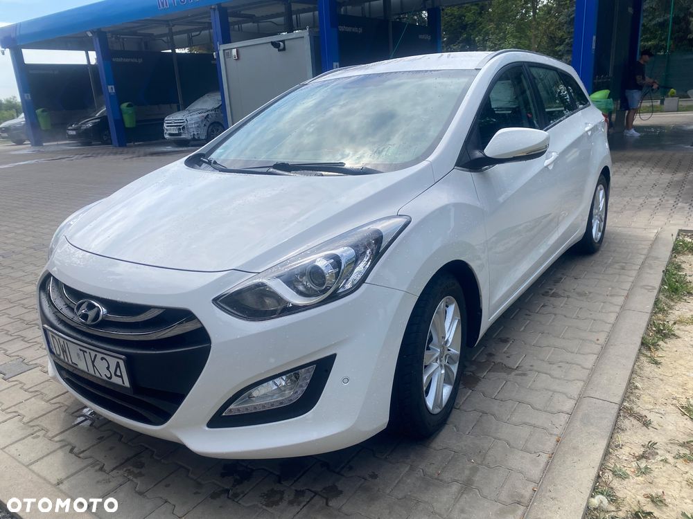 Hyundai i30 1.6 Classic + - 8