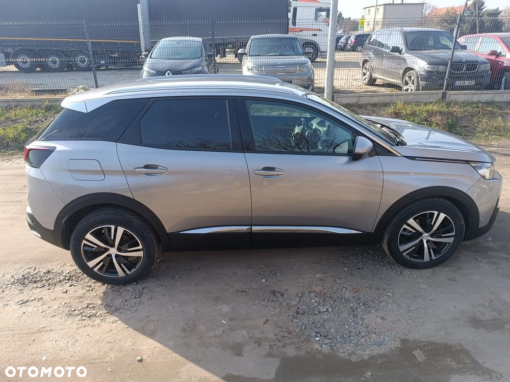 Peugeot 3008 - 16