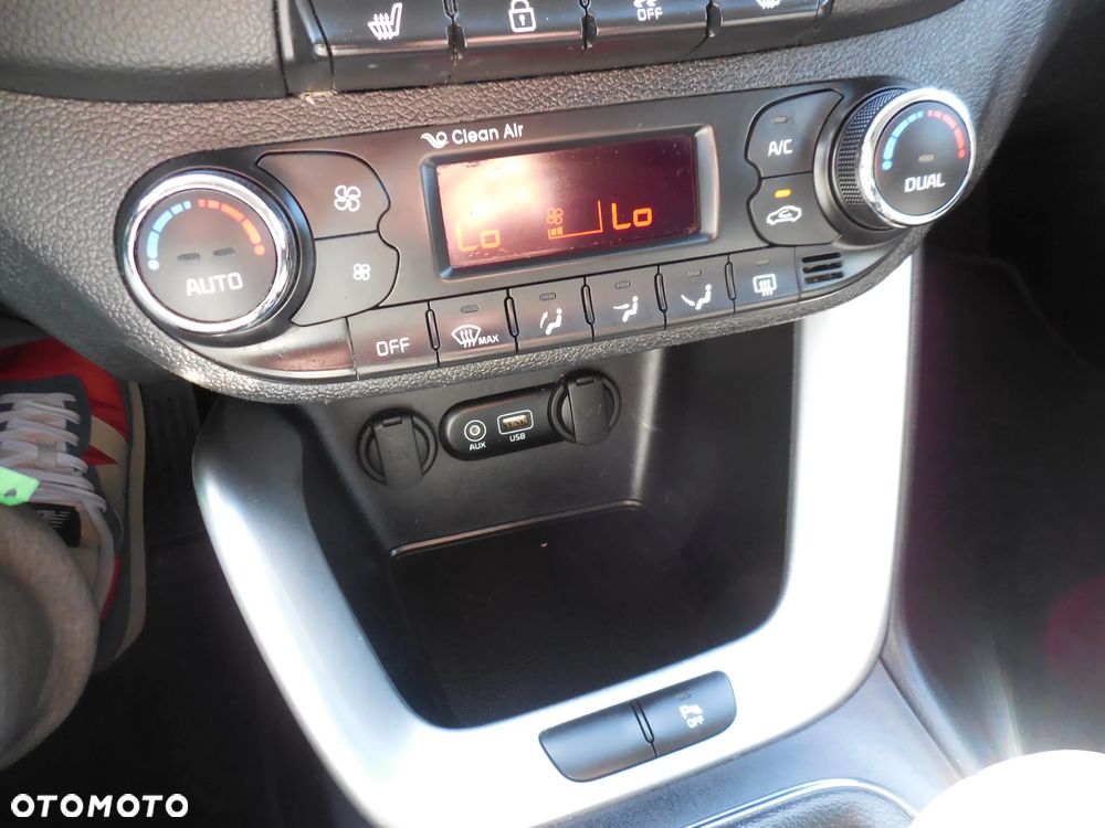 Kia Ceed 1.6 CRDi 136 ISG Dream Team Edition - 27