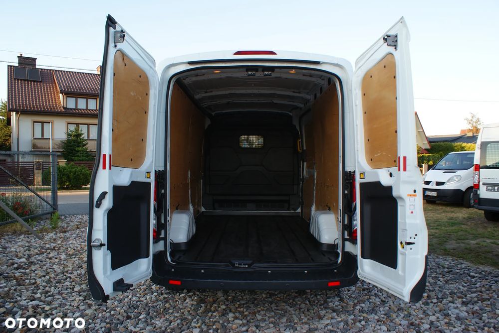 Ford Transit - 8