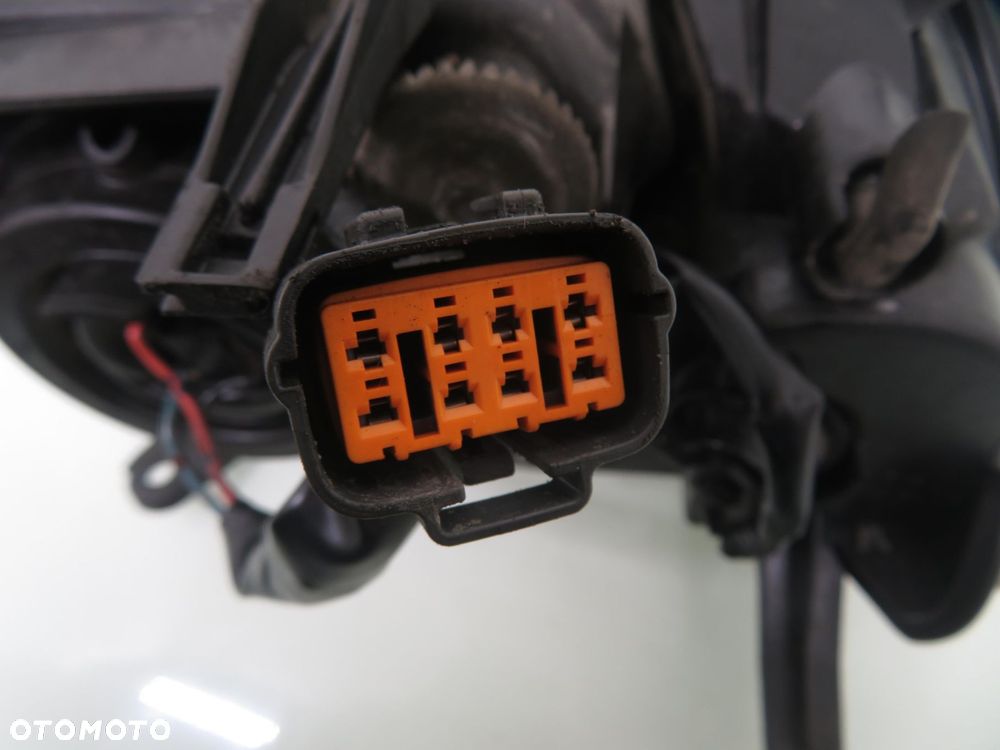 LAMPA LEWA PRZEDNIA MAZDA 2 I (DY) 3M7113W030AG - 2