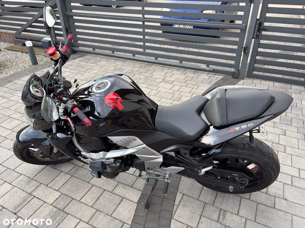 Kawasaki ZR - 7