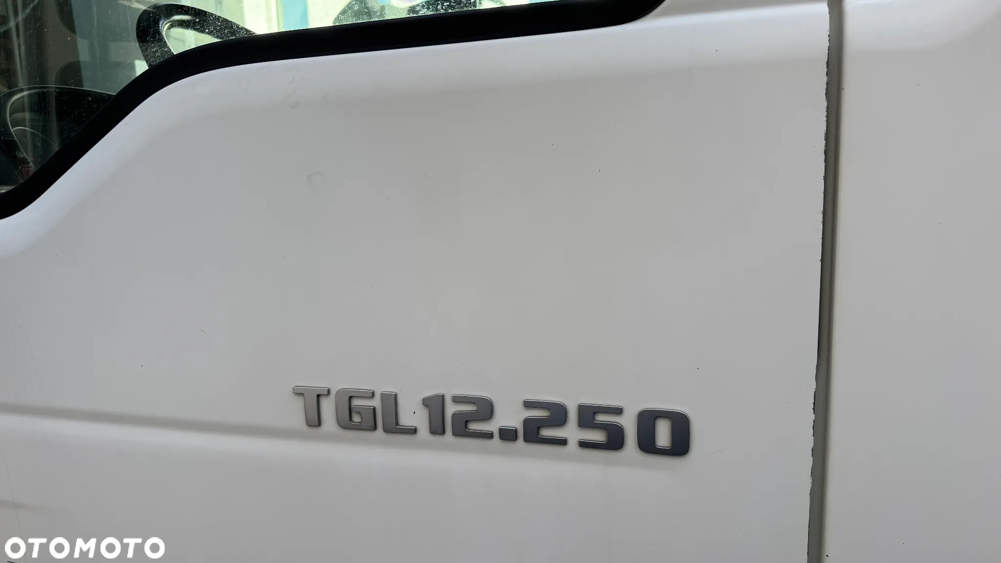 MAN TGL 12.250 4x2BL - 11