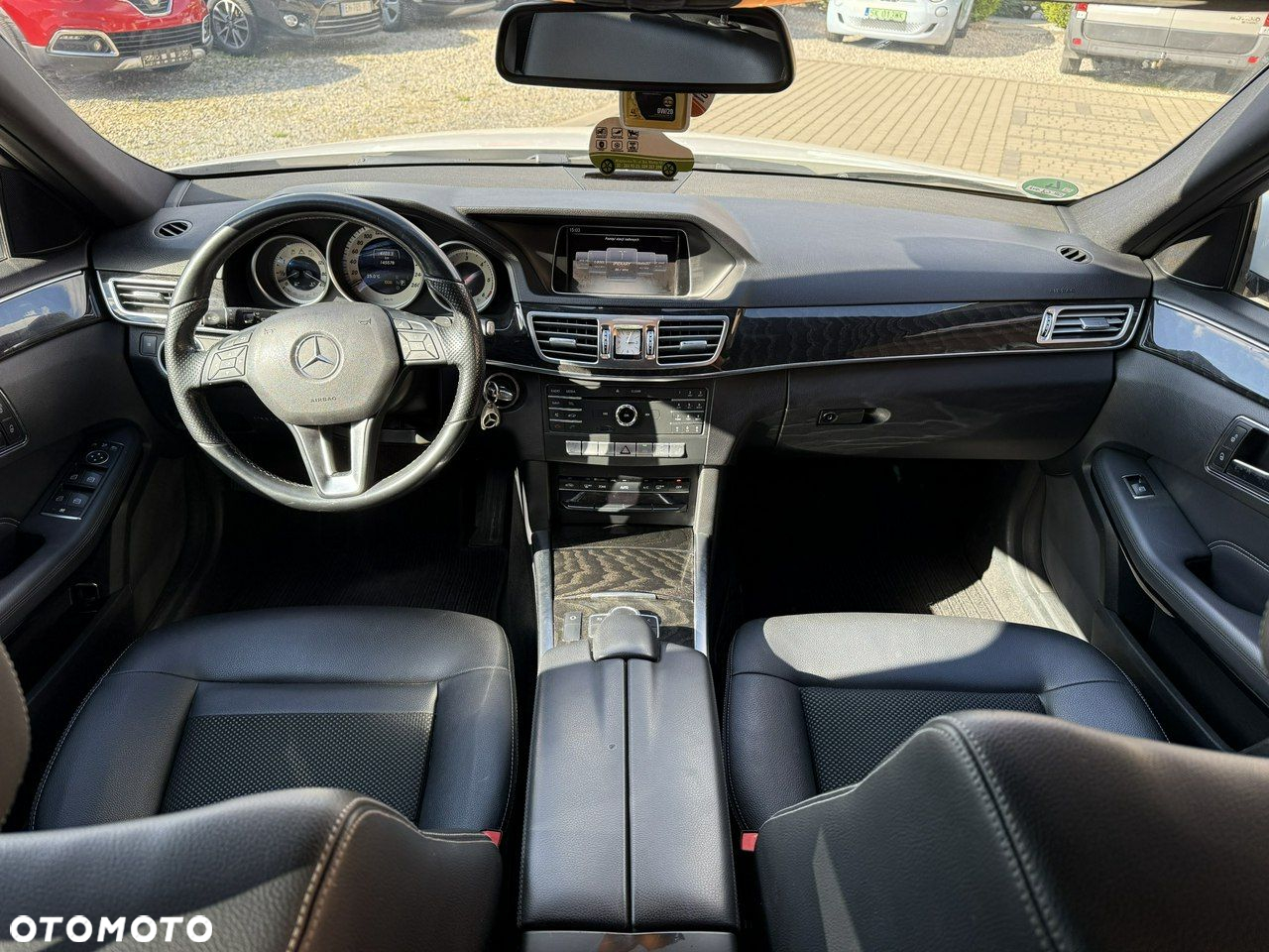 Mercedes-Benz Klasa E 220 T CDI 7G-TRONIC Avantgarde - 14