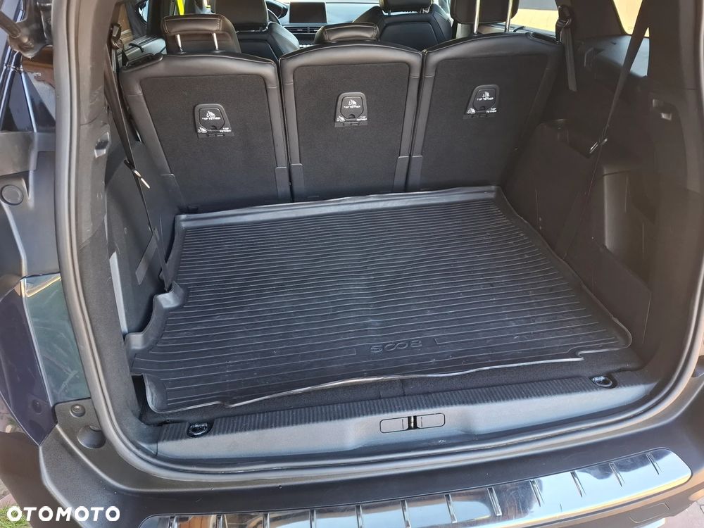Peugeot 5008 - 30