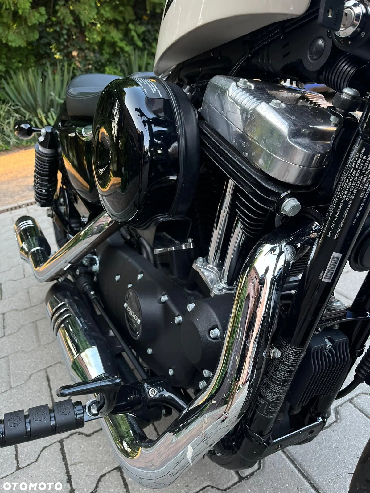 Harley-Davidson Sportster Forty-Eight - 11