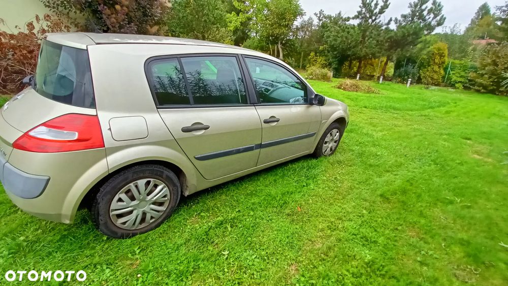 Renault Megane 1.6 16V Business Line - 4