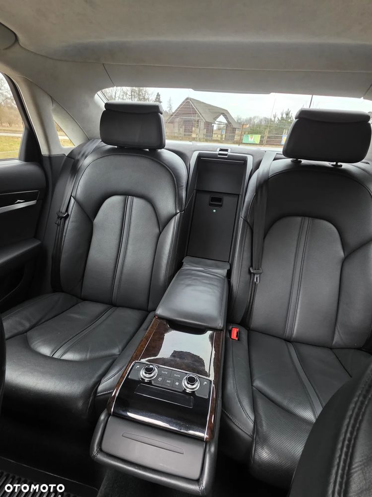 Audi A8 4.2 TDI Quattro - 15