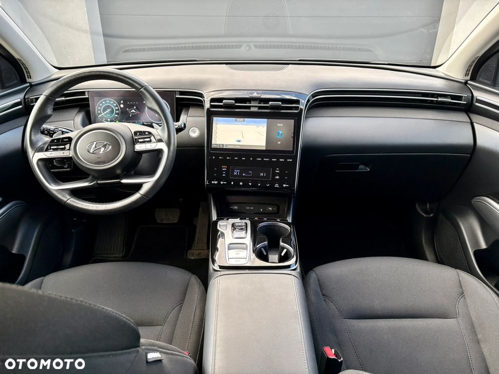 Hyundai Tucson 1.6 T-GDi HEV Executive 4WD - 17