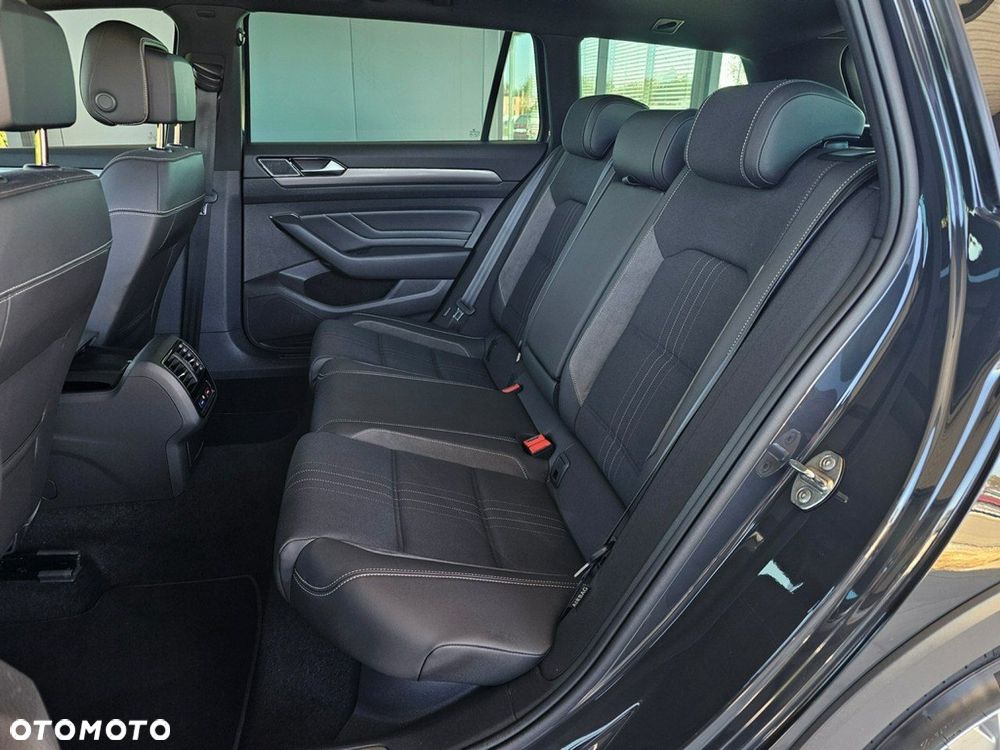 Volkswagen Passat Alltrack - 32