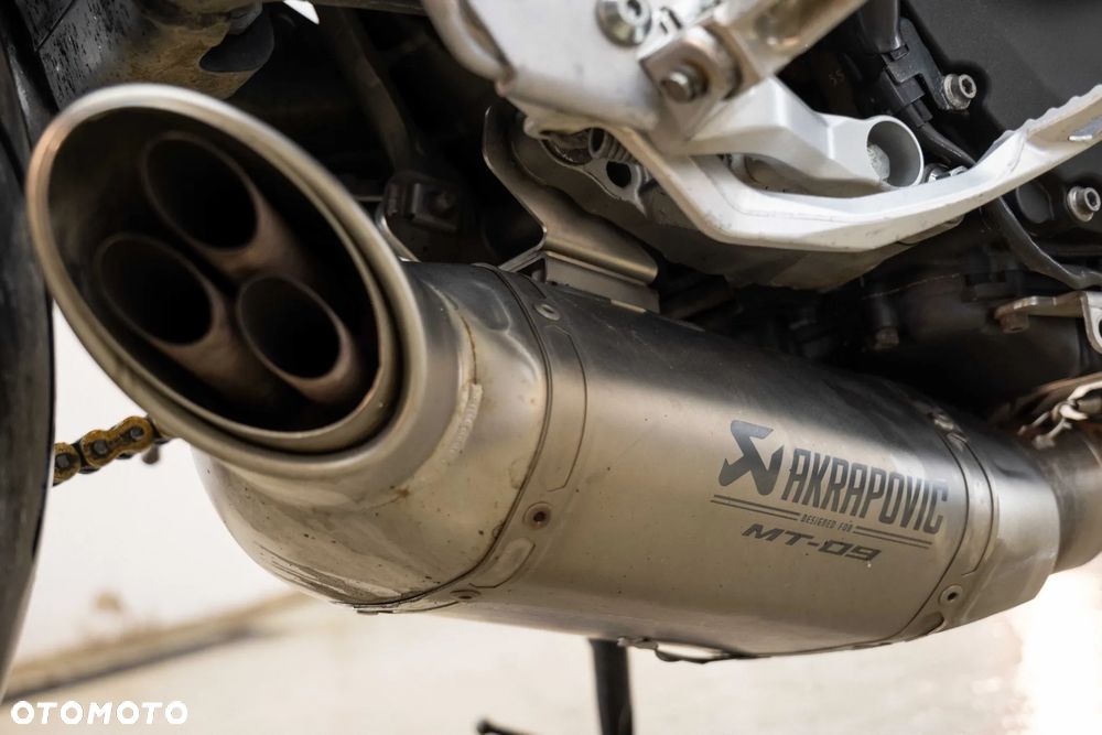 Yamaha MT - 16