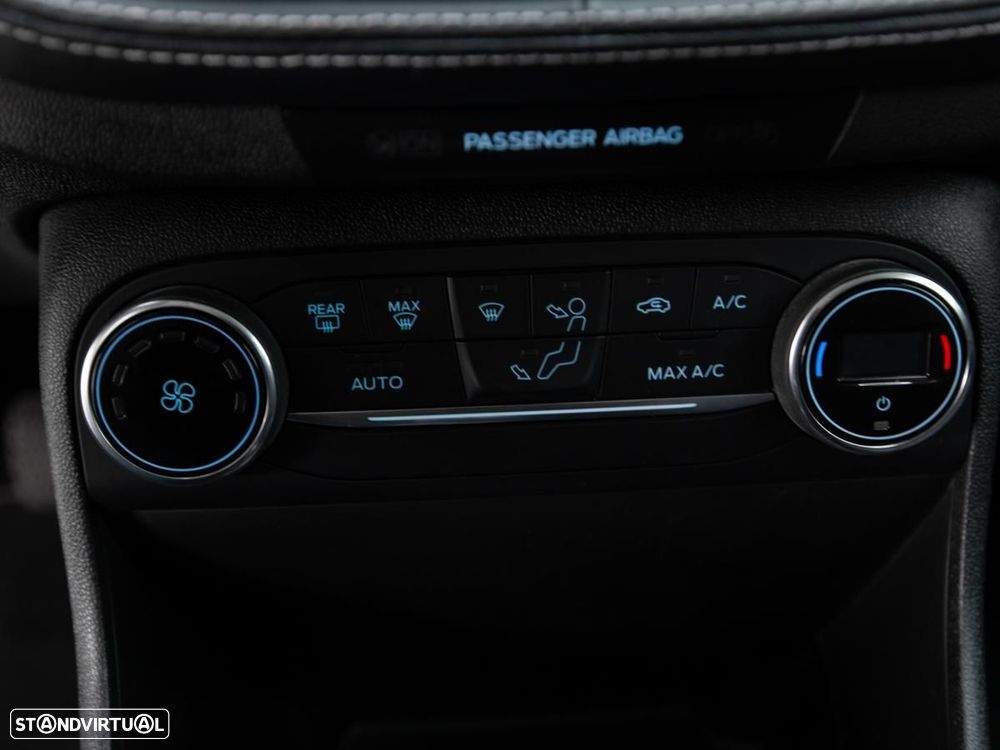 Ford Fiesta 1.0 EcoBoost Vignale - 16