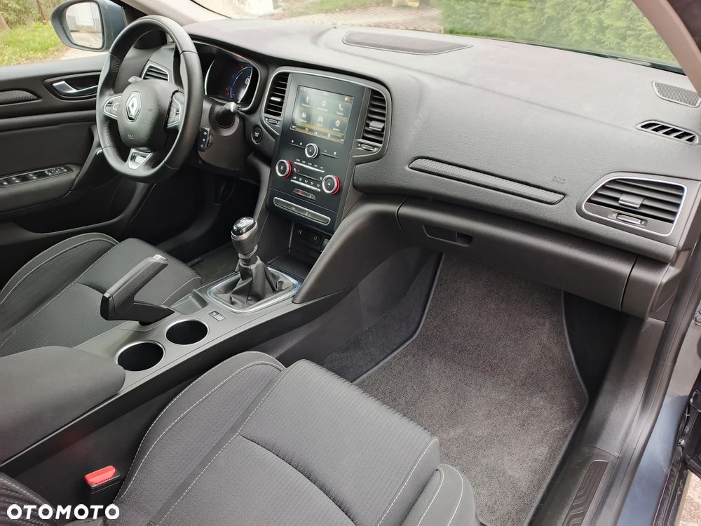 Renault Megane TCe 140 GPF BOSE EDITION - 9