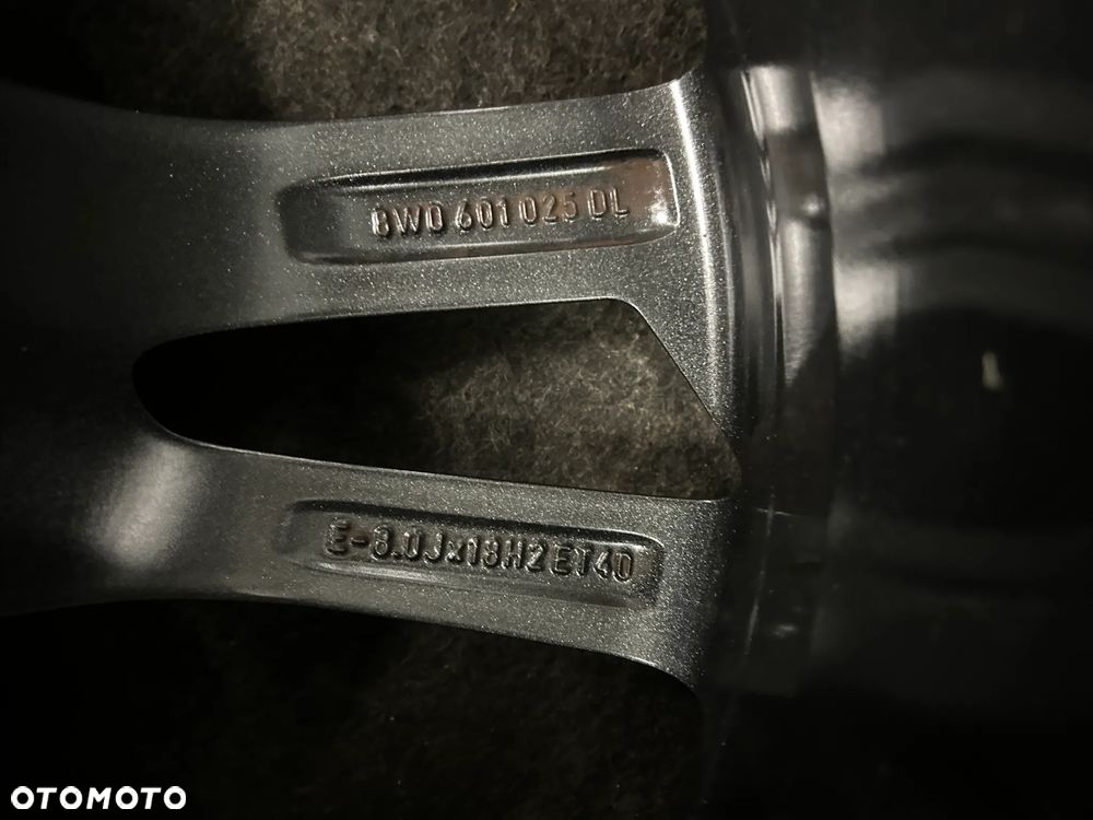 Alufelga Audi A4 B9 18 cali 5x112 1szt. 8W0601025DL - 8