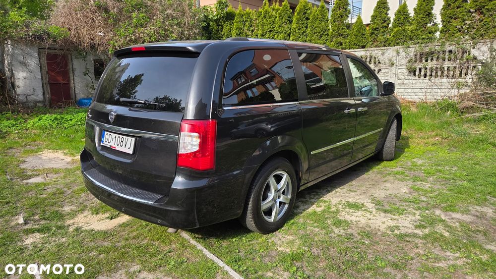 Lancia Voyager 2.8CRD Platinum - 5