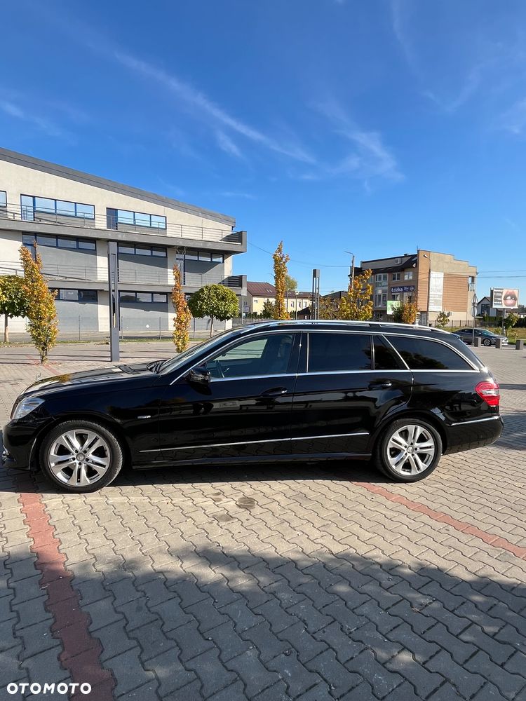 Mercedes-Benz Klasa E 350 CDI DPF 4Matic BlueEFFICIENCY 7G-TRONIC Avantgarde - 4