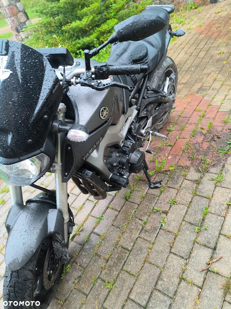 Yamaha MT - 6
