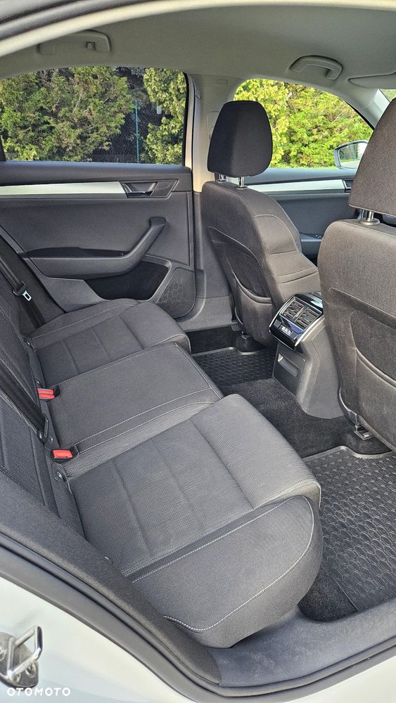 Skoda Superb 1.4 TSI ACT Ambition - 12
