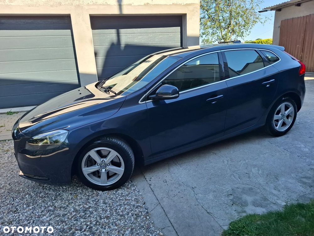 Volvo V40 D4 Momentum - 16