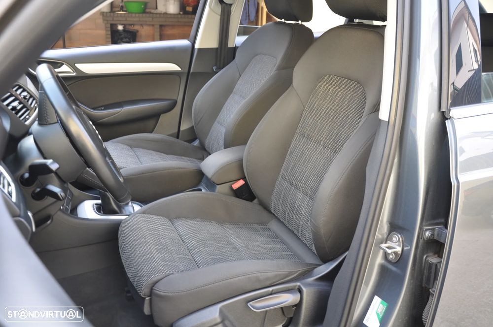 Audi Q3 2.0 TDI S-line - 33