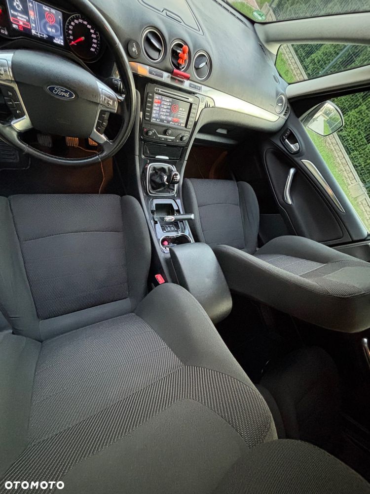 Ford Galaxy 2.0 TDCi Titanium - 9