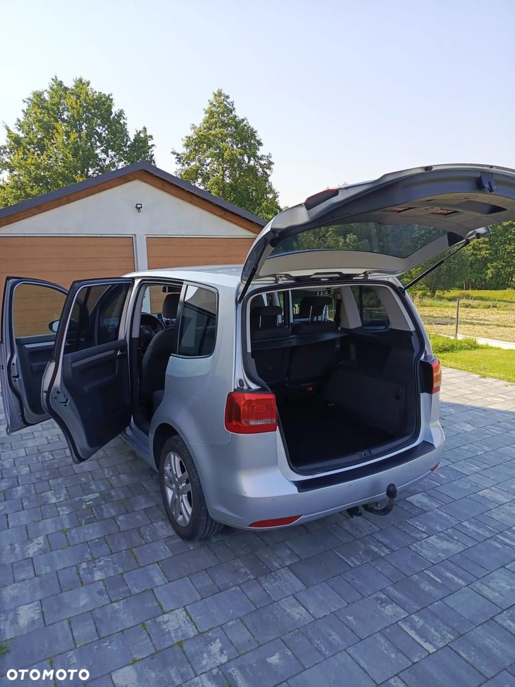 Volkswagen Touran 1.6 TDI DPF BlueMotion Technology Comfortline - 12