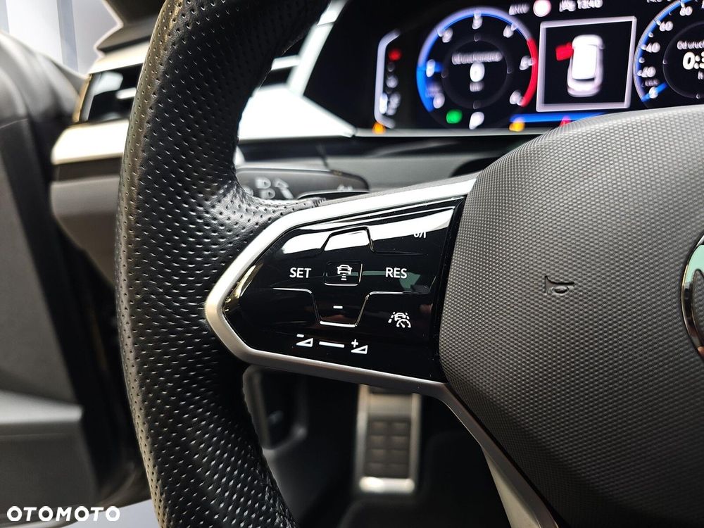 Volkswagen Arteon 2.0 TDI R-Line DSG - 14