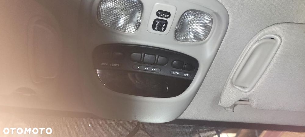 CHRYSLER MODEL 300M 2002 3,5 BENZYNA +GAZ AUTOMAT  NA CZĘŚCI - 31