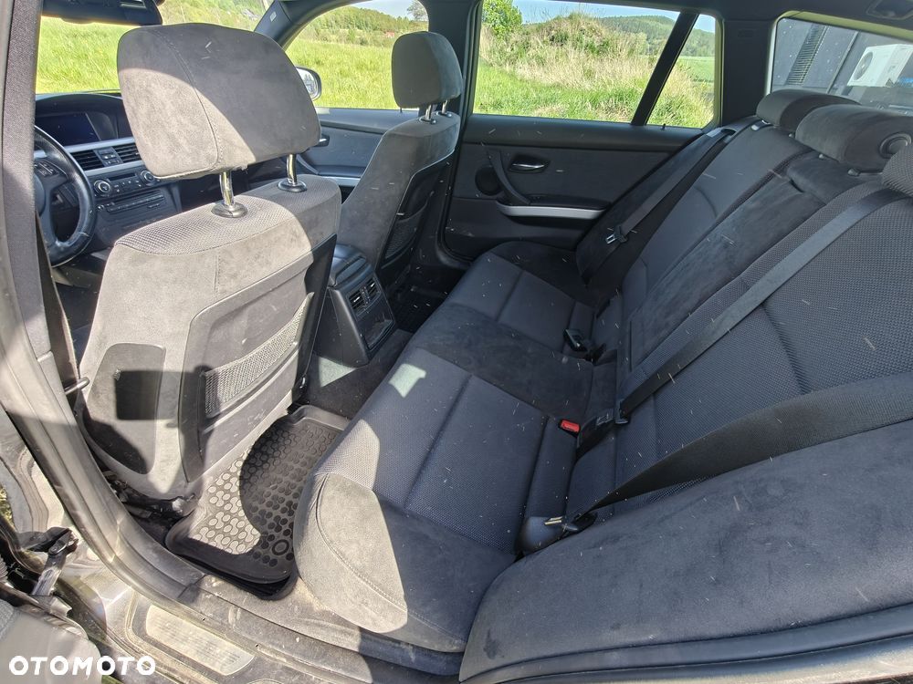 BMW Seria 3 320d xDrive - 5
