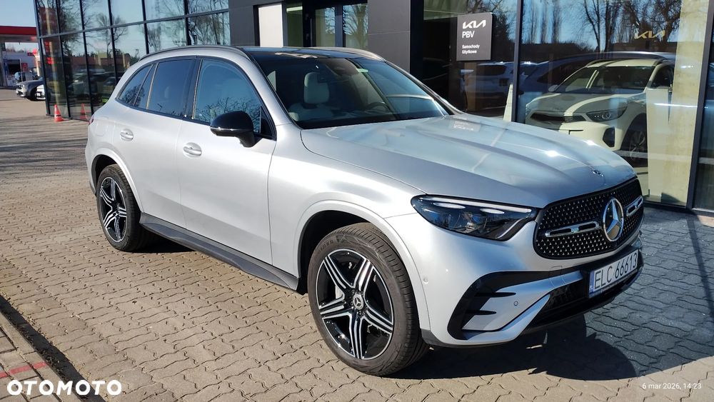 Mercedes-Benz GLC 300 e PHEV 4-Matic AMG Line - 2