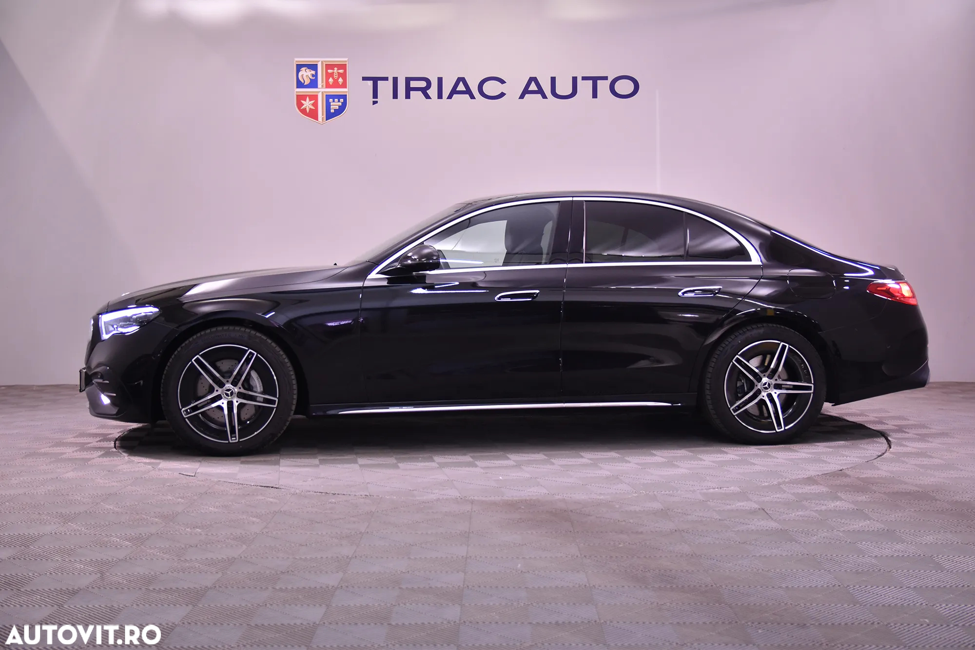 Mercedes-Benz E 300e 9G-TRONIC Edition AMG Line - 2