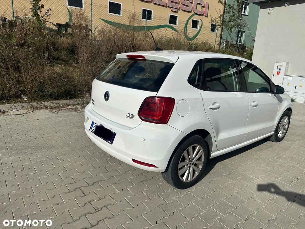 Volkswagen Polo 1.4 TDI BMT Comfortline - 4