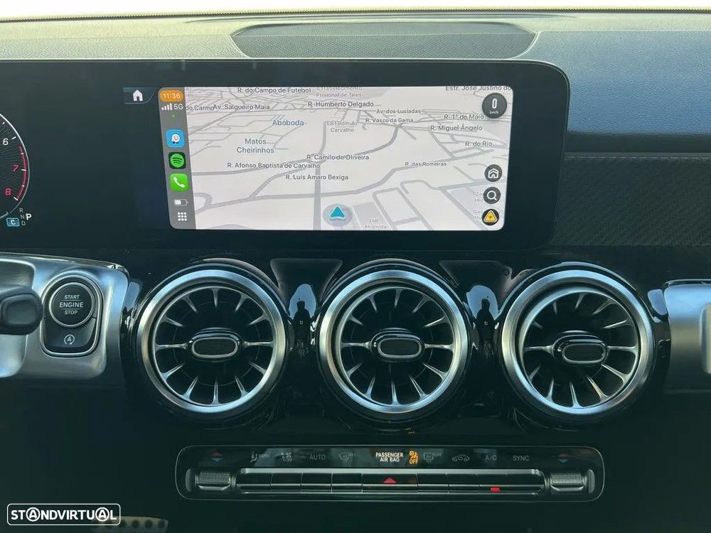 Mercedes-Benz GLB 200 AMG Line - 14