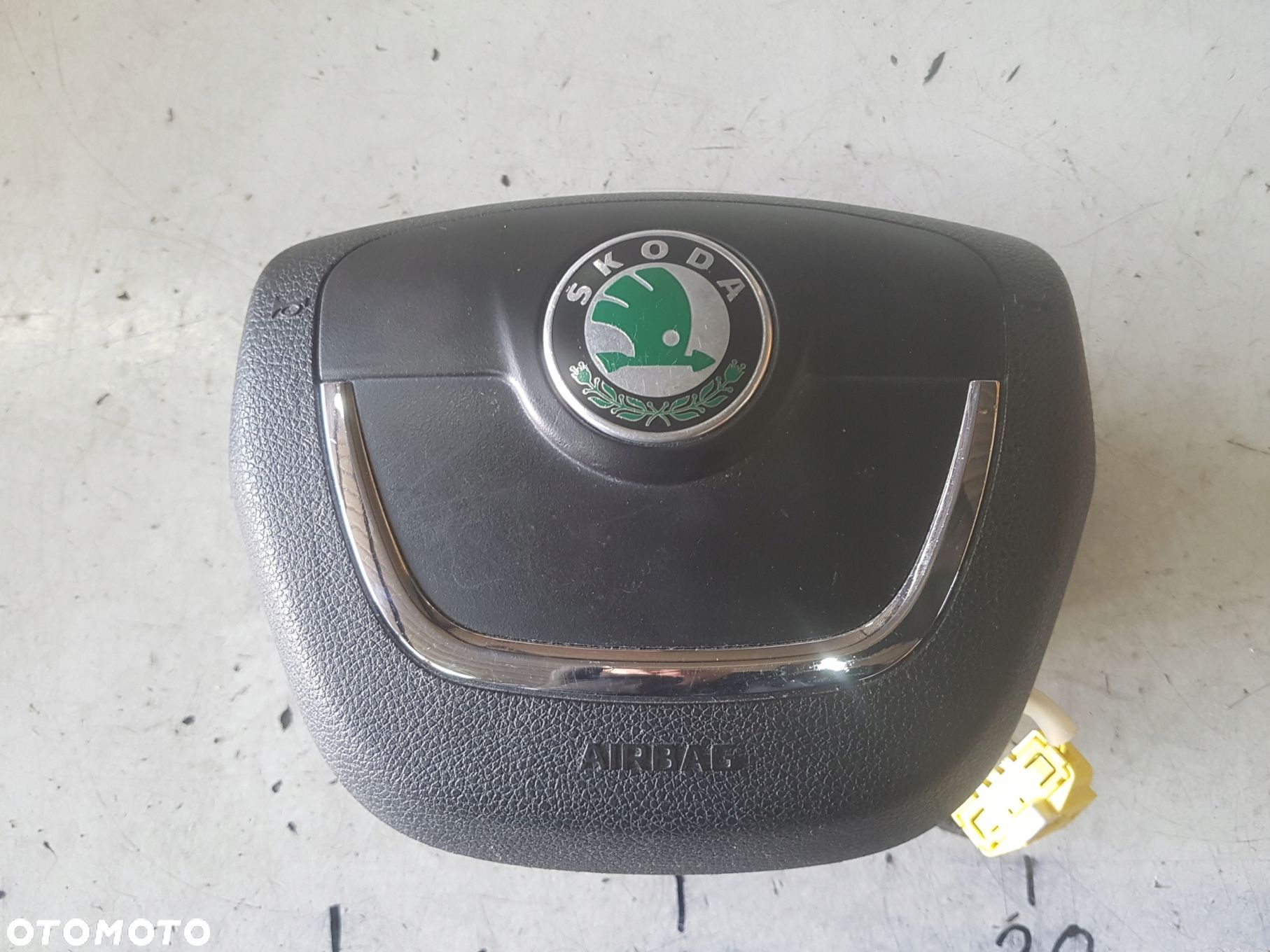 SKODA SUPERB 2 II 08-12r PODUSZKA AIRBAG KIEROWCY 1Z0880201AR - 1
