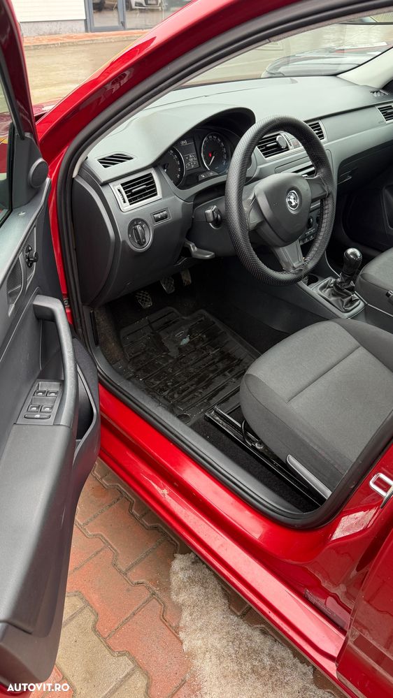 Skoda RAPID 1.6 TDI Active - 16