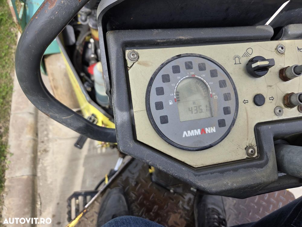 Ammann ARX26, 435h, latime tambur 1,2m, masa operationala 2,5tone, sistem stropire, motor Yanmar 30CP, lungime 2,3m, latime 1,25m, STARE FOARTE BUNA-PROMOTIE 19.900 EUR+Tva - 20
