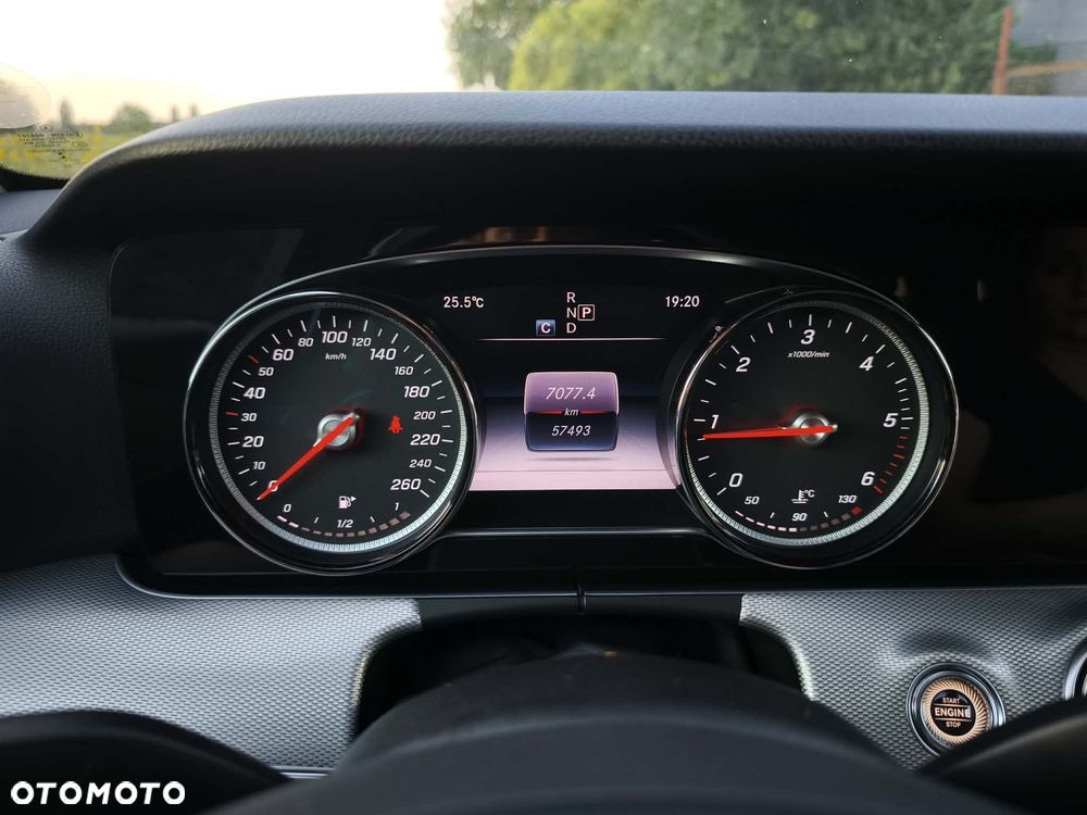 Mercedes-Benz Klasa E 220 d 9G-TRONIC Avantgarde - 23