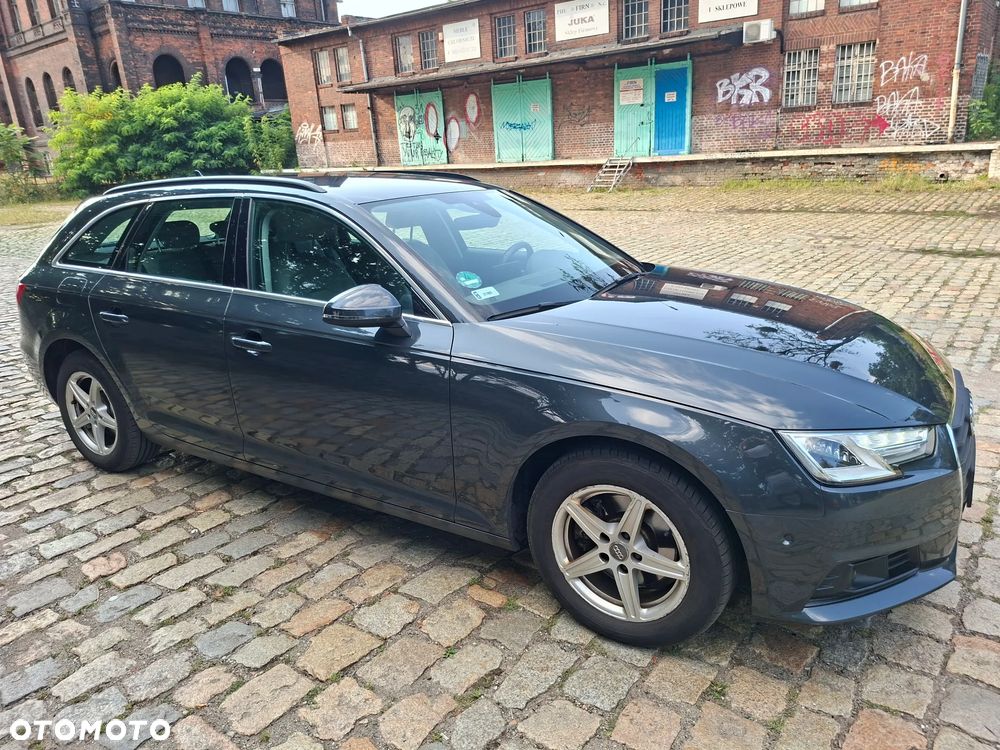 Audi A4 Avant 2.0 TDI S tronic - 21