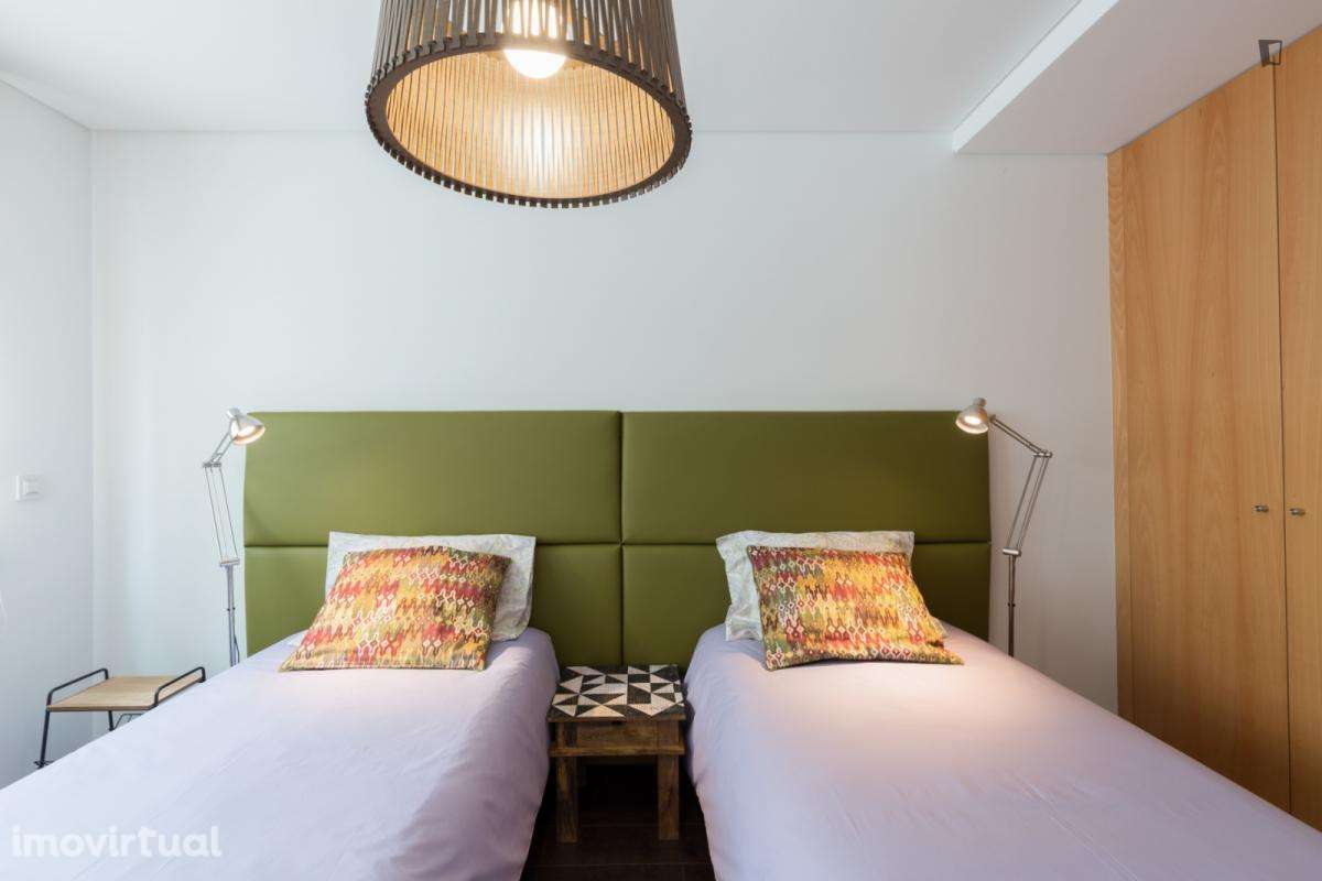 Apartamento com 1 quartos - localizado em Paranhos Porto - Grande imagem: 3/24