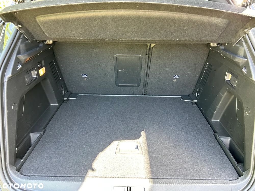 Peugeot 3008 1.2 PureTech GT S&S EAT8 - 22