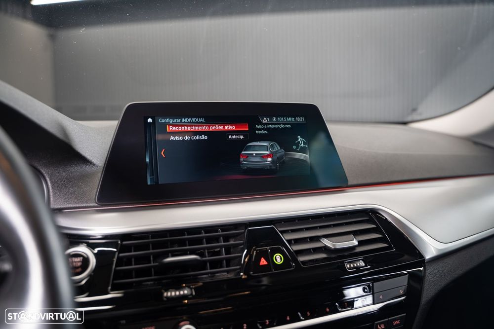 BMW 520 d Pack M Auto - 31