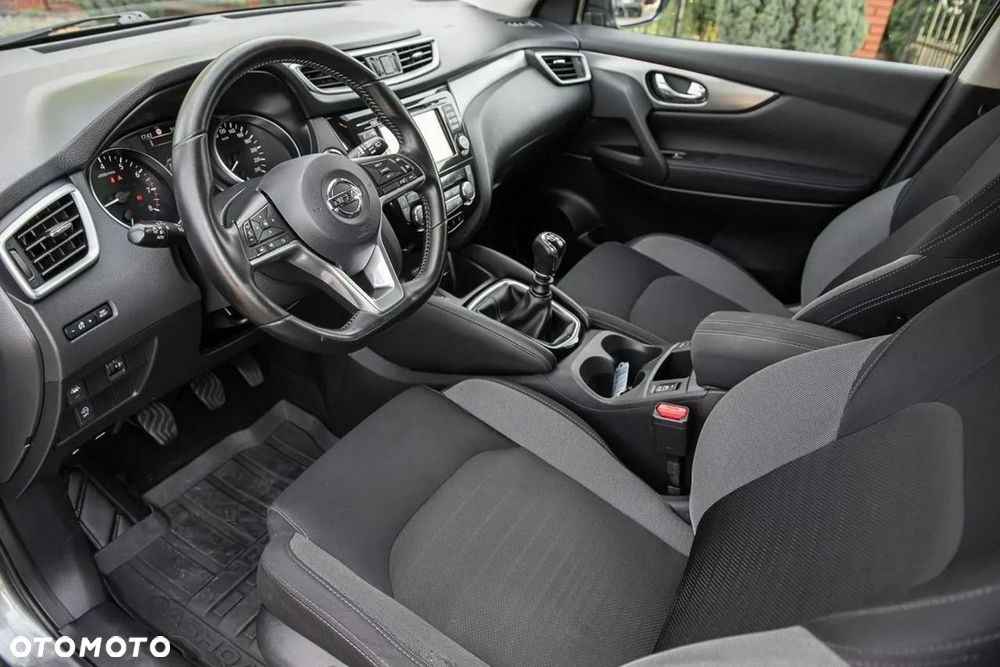 Nissan Qashqai 1.2 DIG-T N-Vision - 15